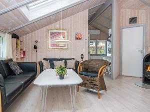 Fotografie z fotogalerie ubytování 6 person holiday home in Sjølund v destinaci Sjølund
