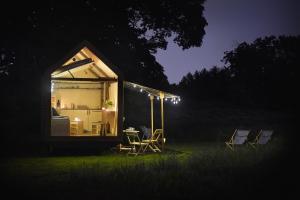 Foto sihtkohas Hluboká nad Vltavou asuva majutusasutuse Glamping Hluboká galeriist