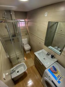 Koupelna v ubytování LOFT EN CASCO HISTÓRICO DE BENALMÁDENA