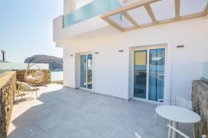 Balkón nebo terasa v ubytování Thalasidi Luxury Suites