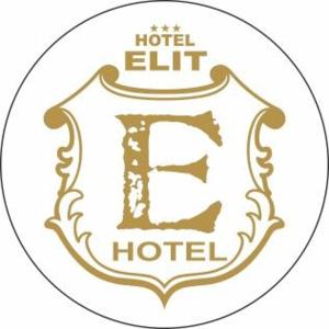 a label with the letter d of a hotel hotel at Hotel Elit in Pernik