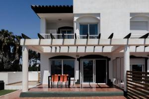 Balkón alebo terasa v ubytovaní Gran Villa Roquetas Beach & Golf Playa Serena