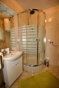 Koupelna v ubytování Plitvice Pansion Lovrić