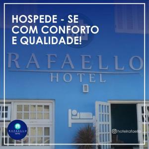 un cartel que dice hotel hospital al lado de un edificio en RAFAELLO HOTEL, en São Borja 17 fotos más