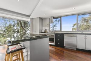 Nhà bếp/bếp nhỏ tại Bluegums at Lorne