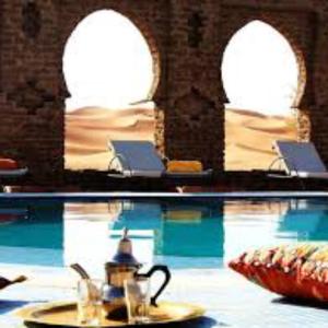 Piscina di Riad Cafe Du Sud o nelle vicinanze