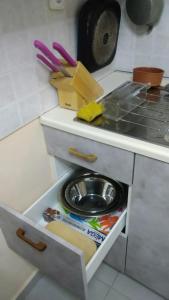 Kuchyň nebo kuchyňský kout v ubytování Loutraki-SPA-Apartment