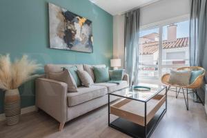 Posezení v ubytování Sunny & modern apartment - Center by REMS