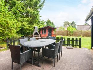 Fotografie z fotogalerie ubytování 6 person holiday home in Vemb v destinaci Vemb