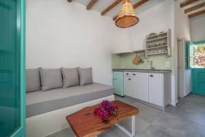 Gallery image of Xerolithia Guesthouse in Donoussa