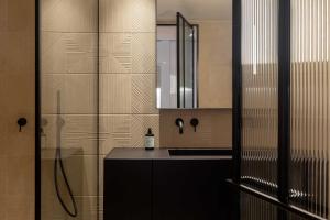 A bathroom at The Newel Psychiko