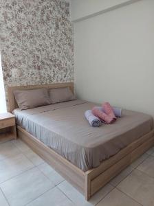 Postel nebo postele na pokoji v ubytování Old Town Harmony Apt