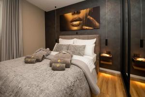 Giường trong phòng chung tại Luxury apartment Vista del Sole