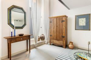 Gallery image of Majestic Apartment W/ Patio by LovelyStay in Lisbon