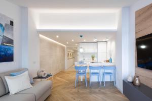 Afbeelding uit fotogalerij van Porto Azzurro Suite - Goelba in Porto Azzurro