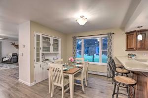 Gallery image of Cozy Seneca Falls Home Close to Cayuga Wine Trail! in Seneca Falls