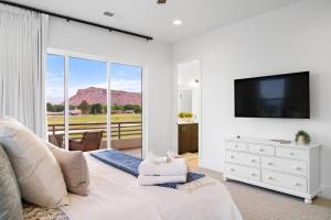 Gallery image of Villa 22 a Fairway to Heaven, brand new listing! Stunning Views! in St. George