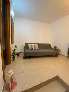 Posteľ alebo postele v izbe v ubytovaní Koundouros Home