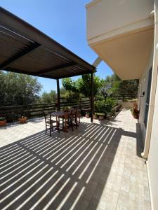Balkón alebo terasa v ubytovaní Koundouros Home
