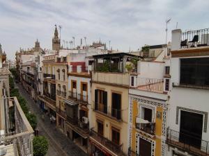 Výhľad na mesto Sevilla alebo výhľad na mesto priamo z apartmánu