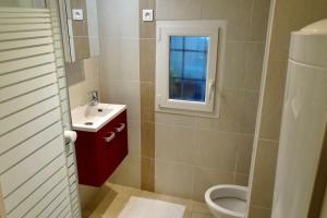 Kúpeľňa v ubytovaní Studio Suquet 1 + 7 fotografií