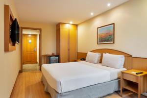Windsor Martinique Copacabana客房内的一张或多张床位