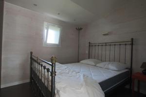 Postel nebo postele na pokoji v ubytování Elma Stay Location Le Parthenay