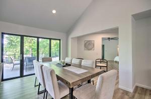 Gallery image of Waterfront Escape Ozarks Home and Guest House! in Gravois Mills