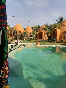 Swimmingpoolen hos eller tæt på Wayahnb'al eco hostal