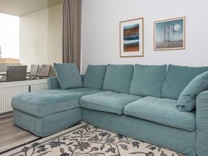 Posezení v ubytování 4 person holiday home in Fanø-By Traum