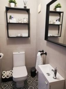 Glenhill - Newly renovated in a unique location的一间浴室