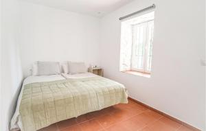 Posteľ alebo postele v izbe v ubytovaní 2 Bedroom Awesome Home In Marbella