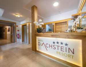 Hol lub recepcja w obiekcie Wellness- und Familienhotel Dachsteinresort