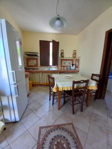 Kuchyň nebo kuchyňský kout v ubytování Villa Serena