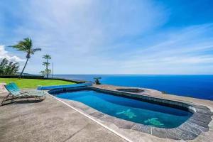 Gallery image of Luxe Designer Home, Best 180 Ocean View, Hot Tub & Pool estate in Papa Bay Estates