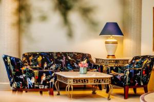 Posezení v ubytování Hotel Schloss Seefels