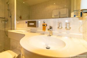 Koupelna v ubytování Hotel Oberwirt Wangen