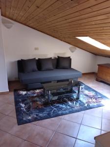 Posezení v ubytování B&B A'la Funtäna