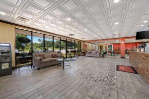 Gallery image of Econo Lodge in High Point