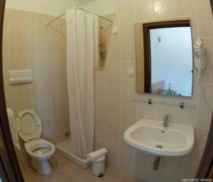 Kúpeľňa v ubytovaní Terrae Eremis: Ristorante, Bar, B&B