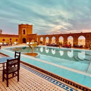 Piscina di Riad Cafe Du Sud o nelle vicinanze
