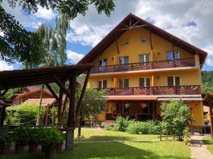 Clădirea în care este situat/ăpensiunea