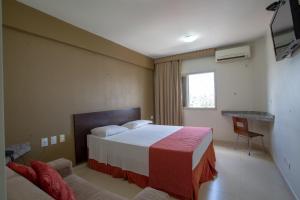 Katil atau katil-katil dalam bilik di Hotel Apollo