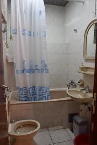 Koupelna v ubytování Apartmani Masa