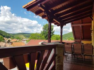 En balkong eller terrass på Raza Soarelui Pension (Adults only)