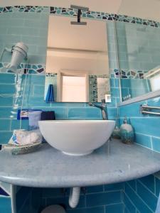 Gallery image of Santa Margherita Suite - CHIAIOLELLA in Procida +152 photos