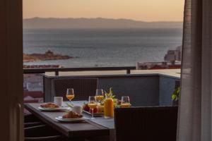 マカルスカにあるApartments Nikoのギャラリーの写真