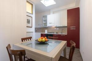 A kitchen or kitchenette at Guelfa Dream Még 10 kép