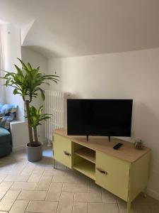 TV a/nebo společenská místnost v ubytování Casa Porsia