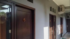 Fotografie z fotogalerie ubytování Kartini Guest House near Alun Alun Probolinggo v destinaci Sukobumi